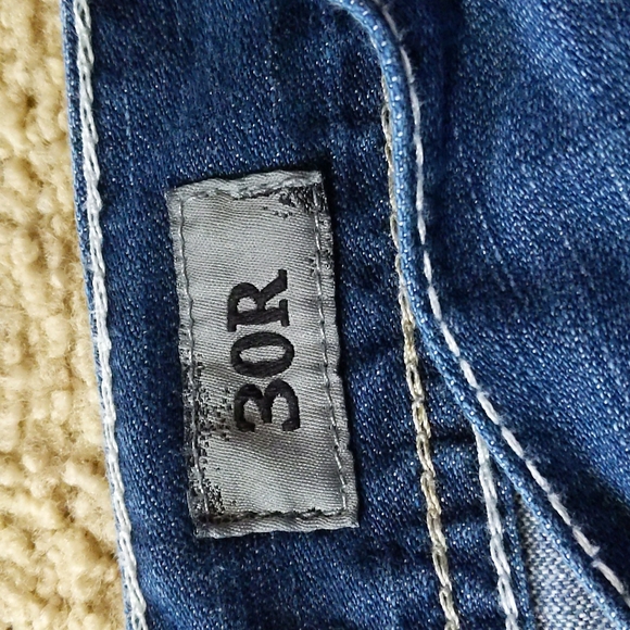 BKE Women’s Medium Wash Bootcut Jeans Size 30/31 1/2” Stella - Picture 3 of 12